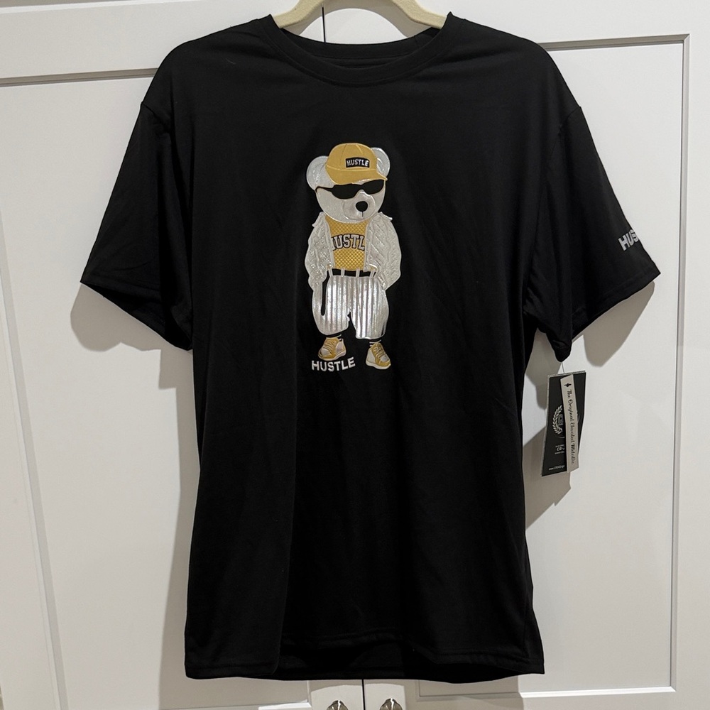 CR 24 Hustler Hollywood Black Tee with Bear Design Size M